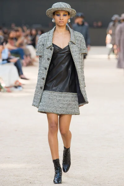 Look 20